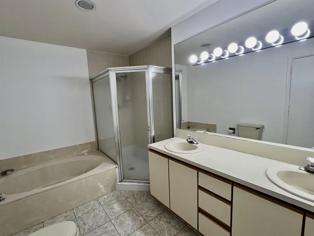 108 Half Moon Circle #B3 Hypoluxo, FL 33462