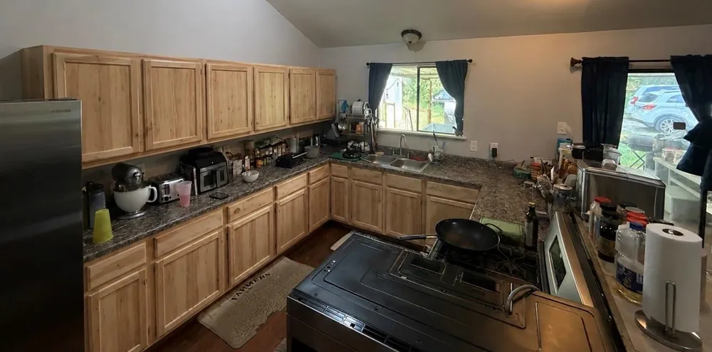 606 Pine Tree Road Huntsville, TX 77320