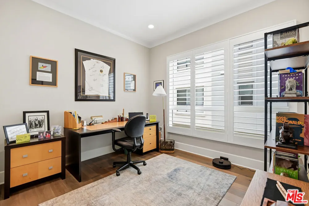 12775 Bluff Creek Drive #1 Los Angeles, CA 90094