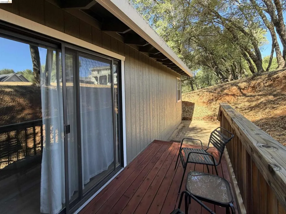 20790 Ferretti Rd Groveland, CA 95321