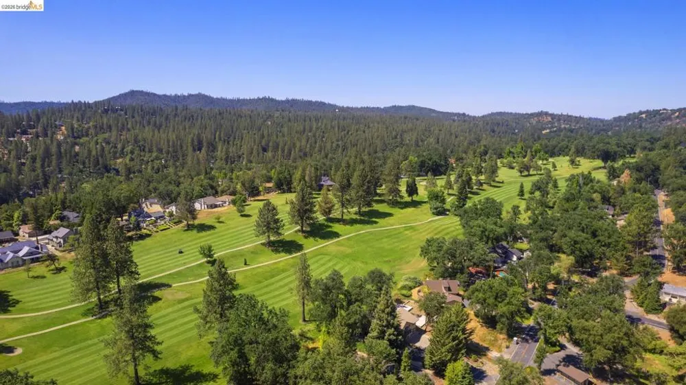 20790 Ferretti Rd Groveland, CA 95321