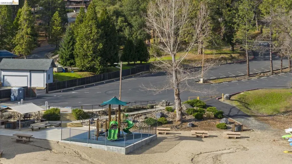 20790 Ferretti Rd Groveland, CA 95321