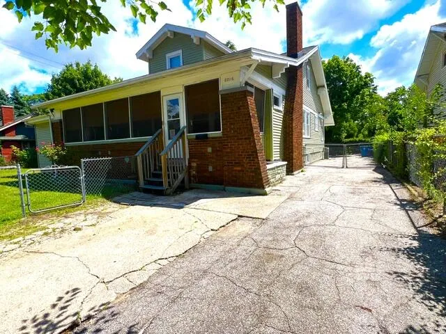 2216 Peck Street Muskegon Heights, MI 49444