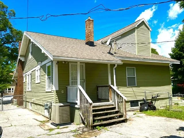 2216 Peck Street Muskegon Heights, MI 49444
