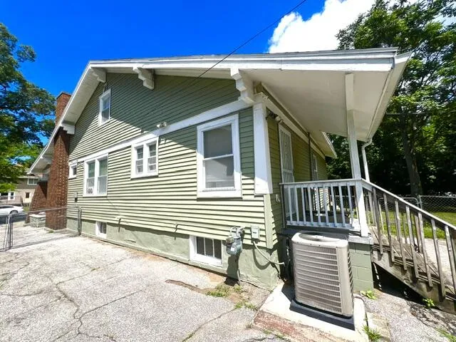2216 Peck Street Muskegon Heights, MI 49444