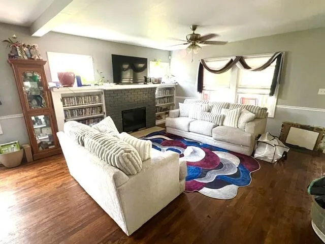 2216 Peck Street Muskegon Heights, MI 49444