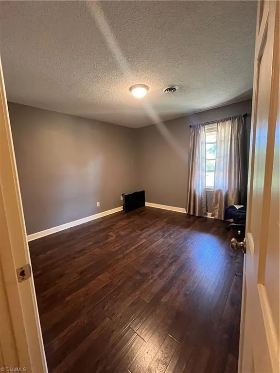 1041 Canyon Drive Rural Hall, NC 27045