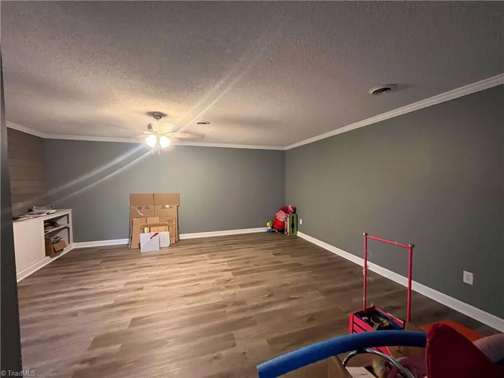 1041 Canyon Drive Rural Hall, NC 27045