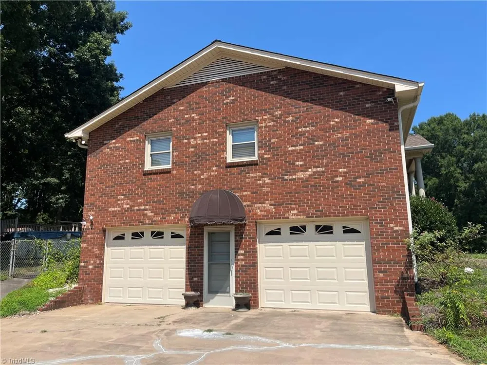 1041 Canyon Drive Rural Hall, NC 27045