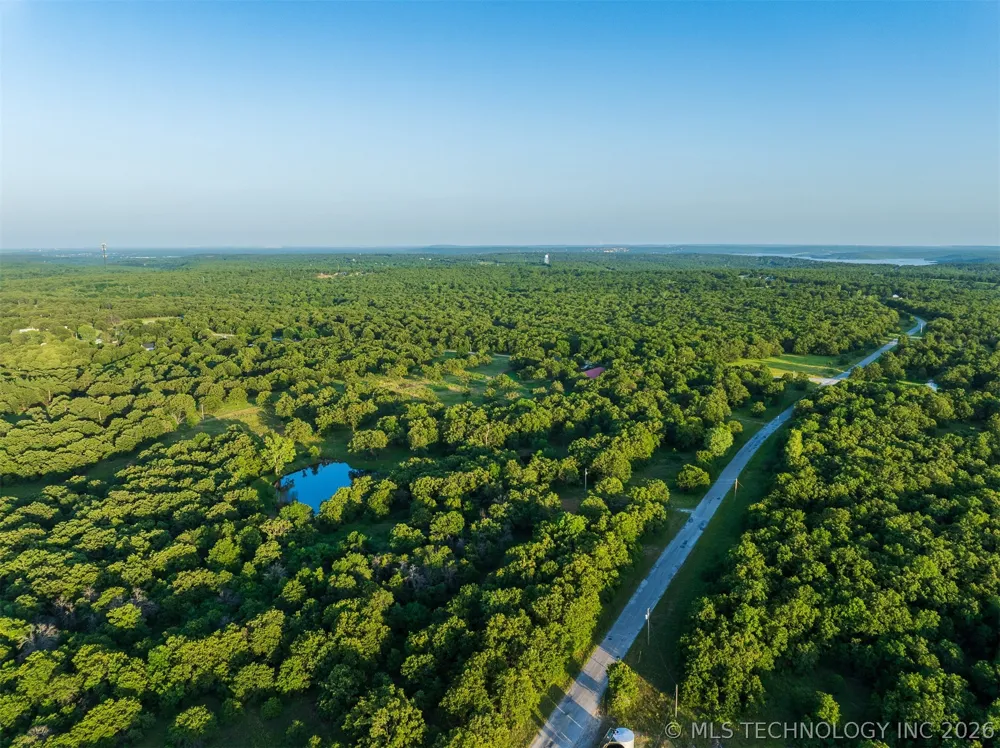 2 Ranch Land Road Skiatook, OK 74070