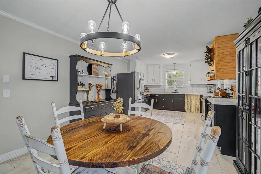 106 Mahan Street Richwood, TX 77531