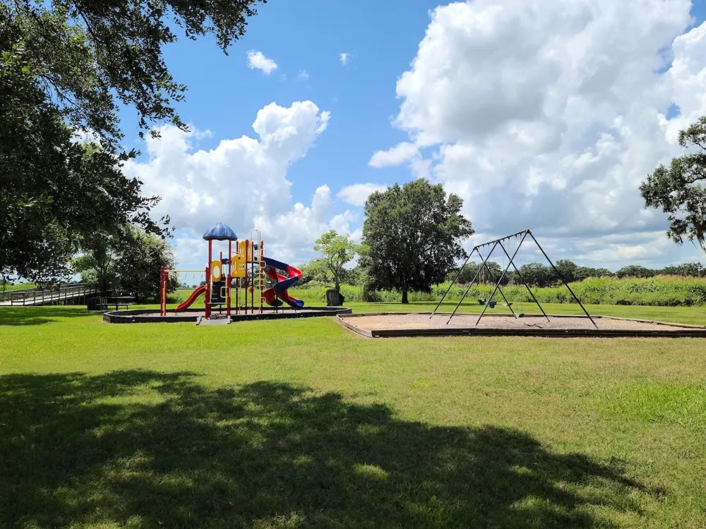 400 Pony Trail Angleton, TX 77515
