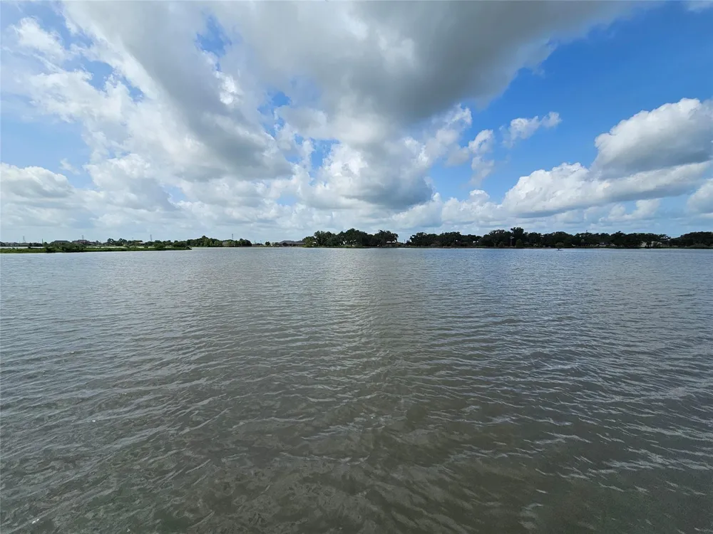 400 Pony Trail Angleton, TX 77515