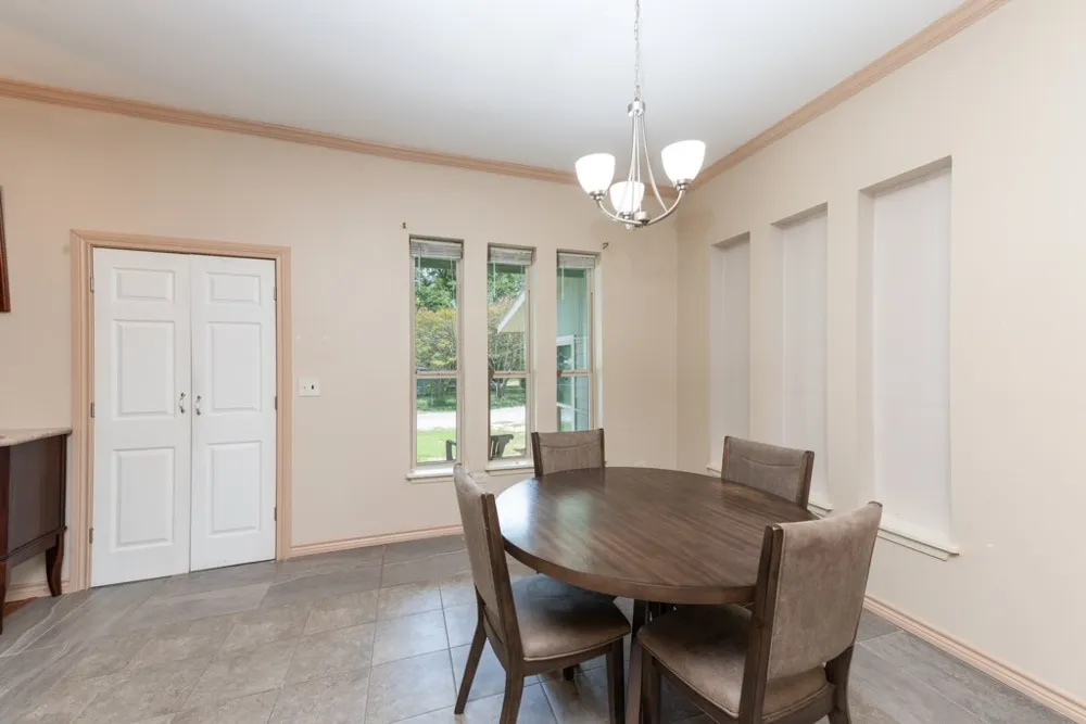 7 River Street Prairie Lea, TX 78661