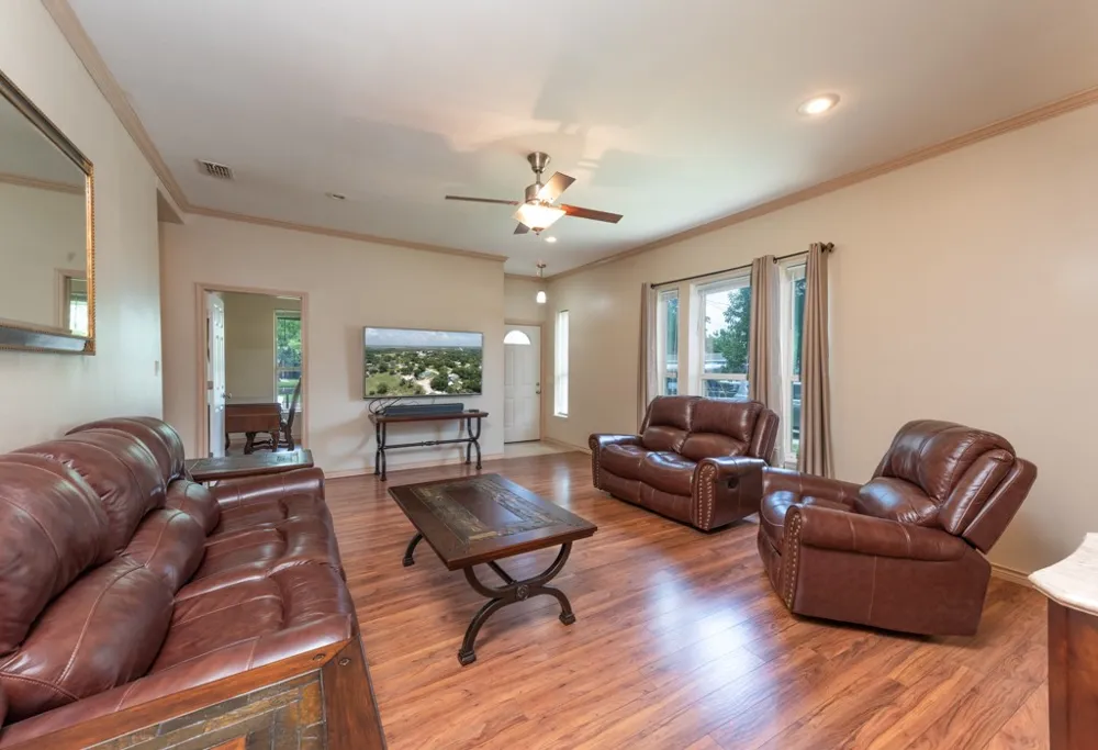 7 River Street Prairie Lea, TX 78661