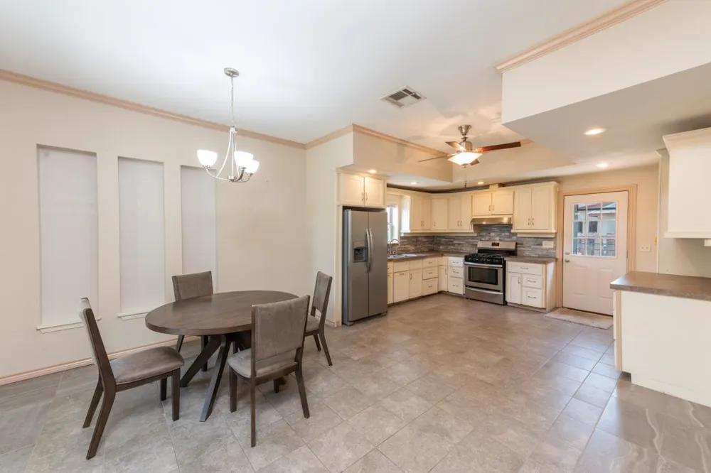 7 River Street Prairie Lea, TX 78661