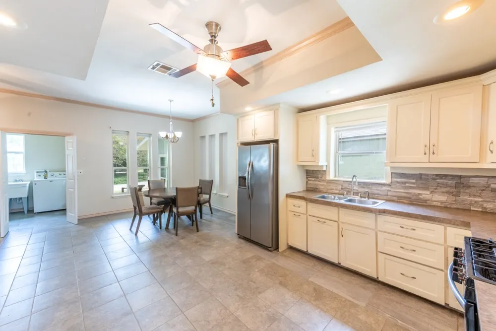 7 River Street Prairie Lea, TX 78661