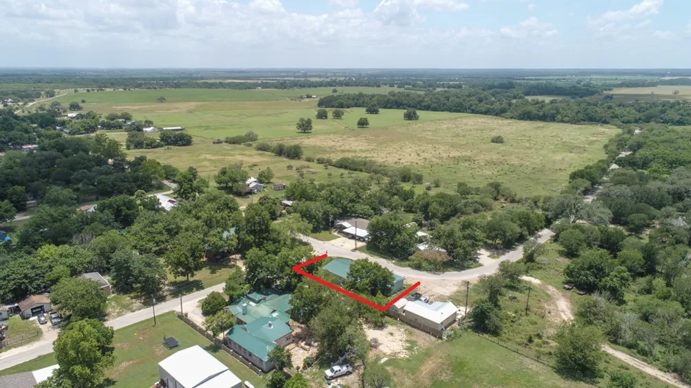 7 River Street Prairie Lea, TX 78661