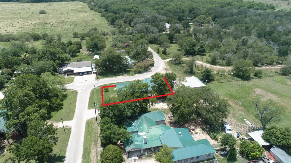7 River Street Prairie Lea, TX 78661