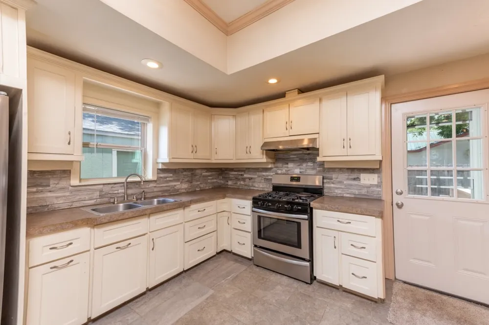 7 River Street Prairie Lea, TX 78661