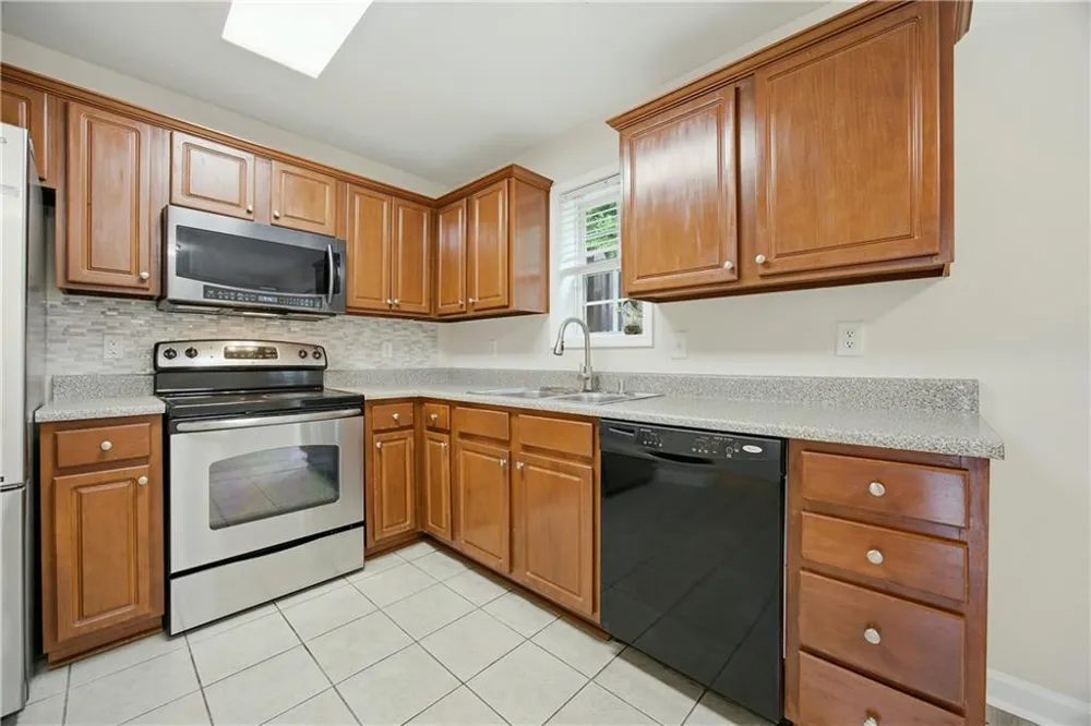 212 Summer Place Norcross, GA 30071