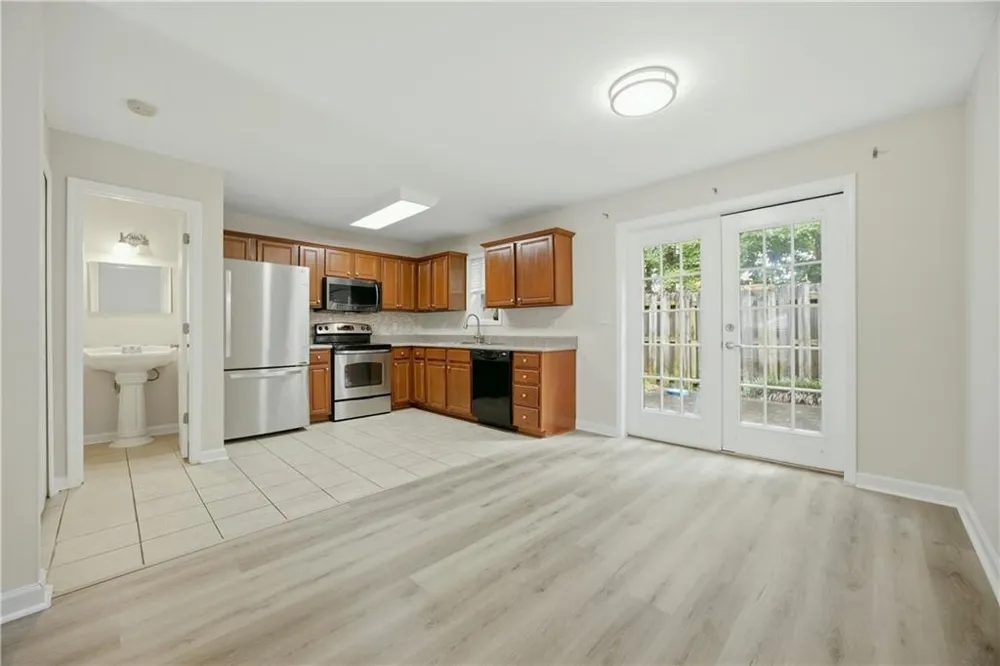 212 Summer Place Norcross, GA 30071