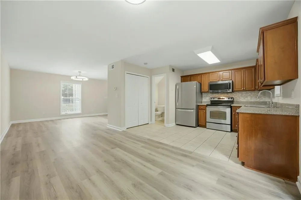 212 Summer Place Norcross, GA 30071