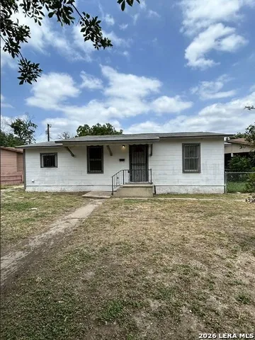 227 SOUTHWAY DR