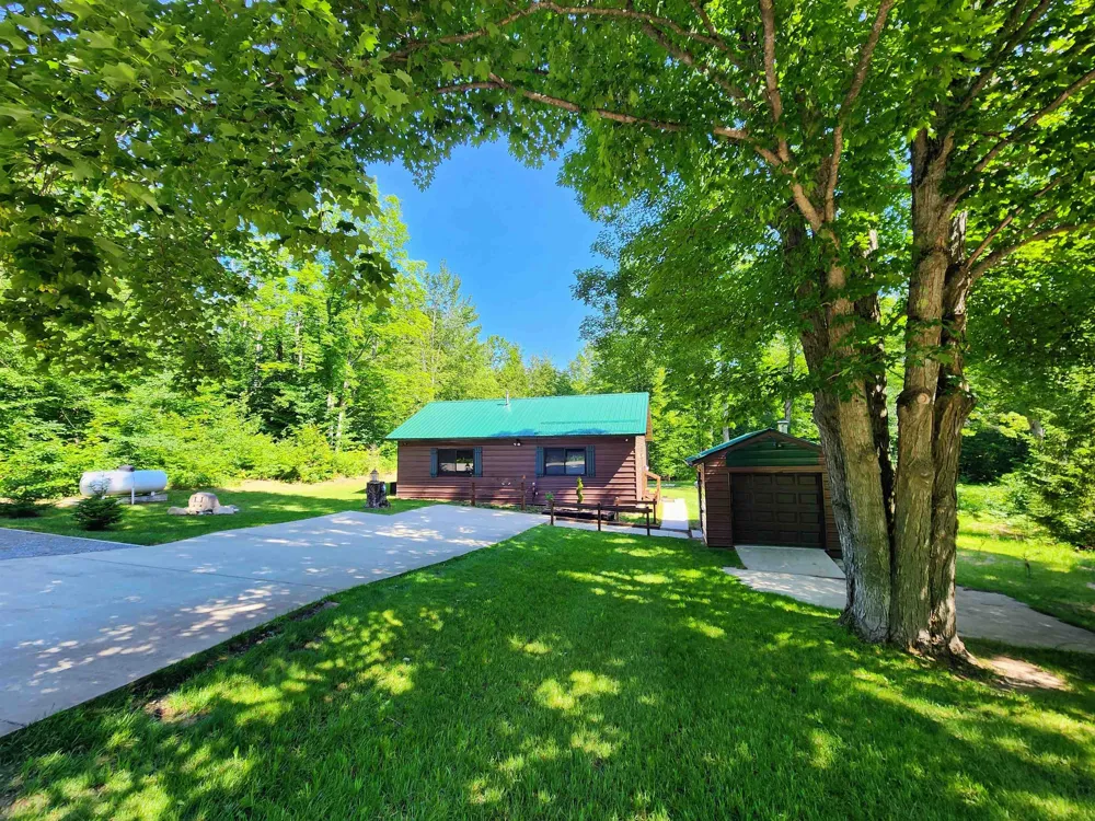 9817 Montrose Drive Mancelona Township, MI 49659