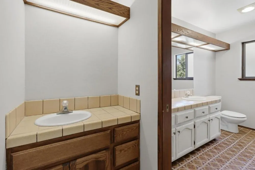 17200 Copper Hill Drive Morgan Hill, CA 95037