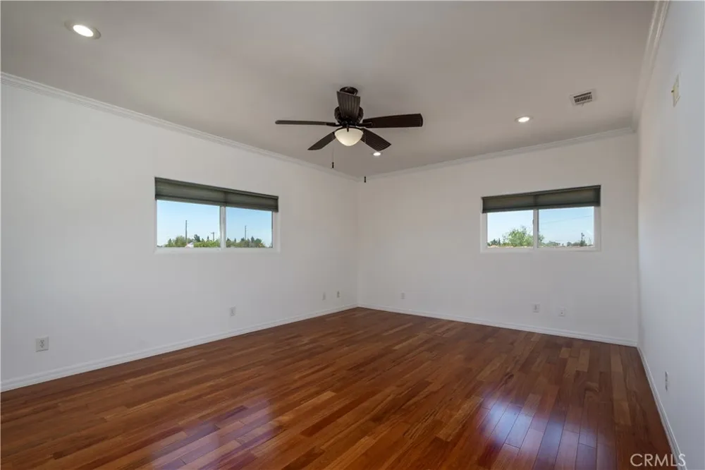 5901 Los Encinos Buena Park, CA 90620