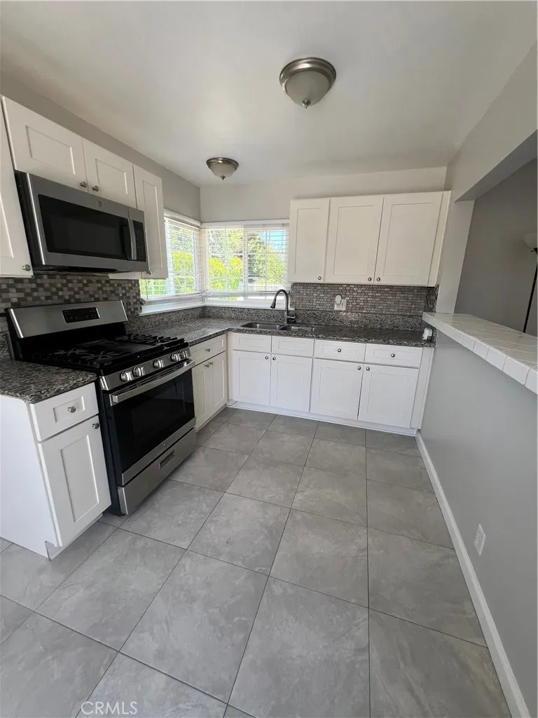 317 Terry Lane Hemet, CA 92544
