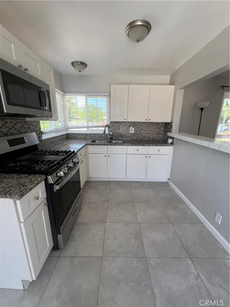317 Terry Lane Hemet, CA 92544