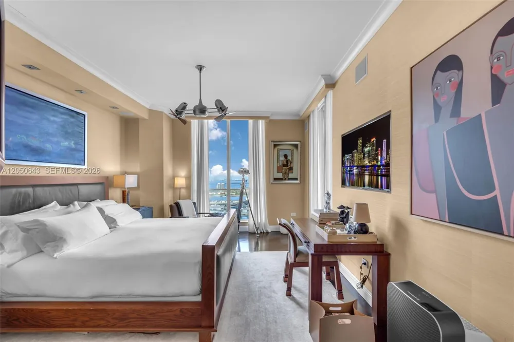 848 Brickell Key Drive #LPH4401 Miami, FL 33131