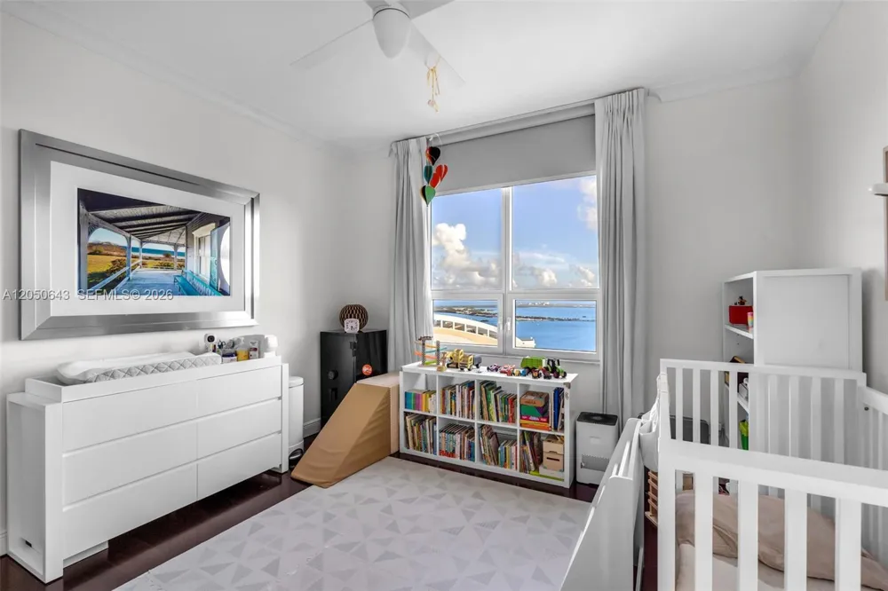 848 Brickell Key Drive #LPH4401 Miami, FL 33131
