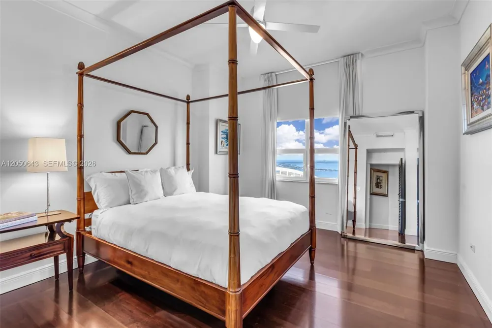 848 Brickell Key Drive #LPH4401 Miami, FL 33131