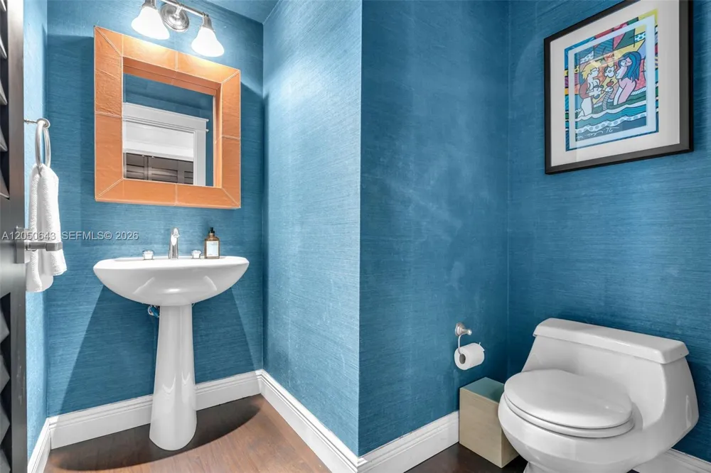 848 Brickell Key Drive #LPH4401 Miami, FL 33131
