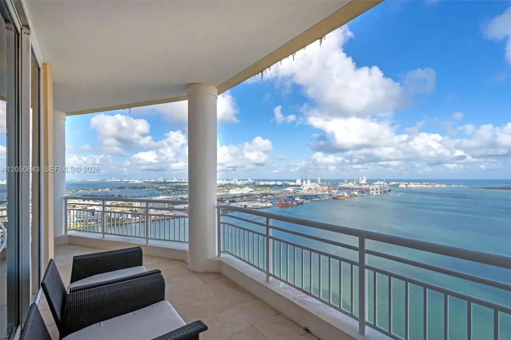 848 Brickell Key Drive #LPH4401 Miami, FL 33131