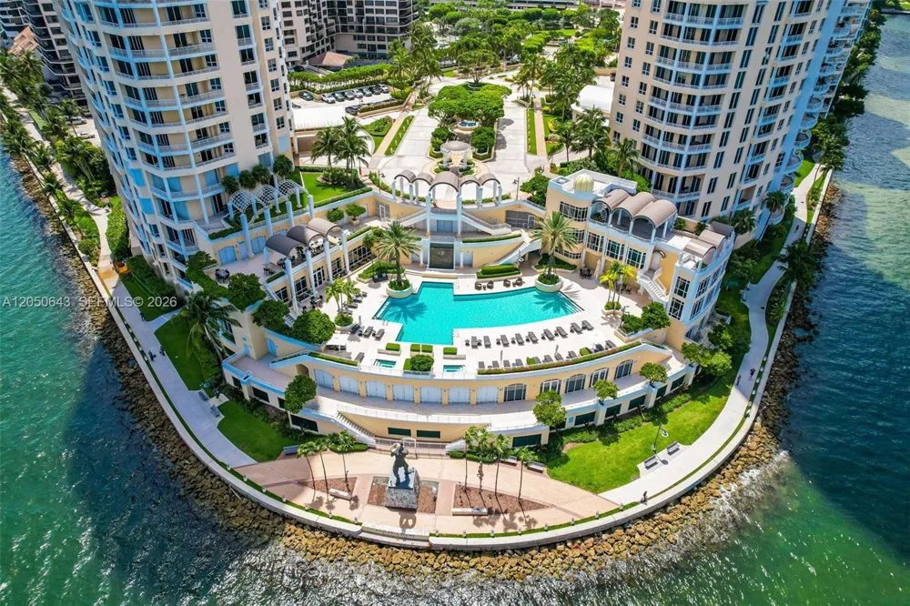 848 Brickell Key Drive #LPH4401 Miami, FL 33131