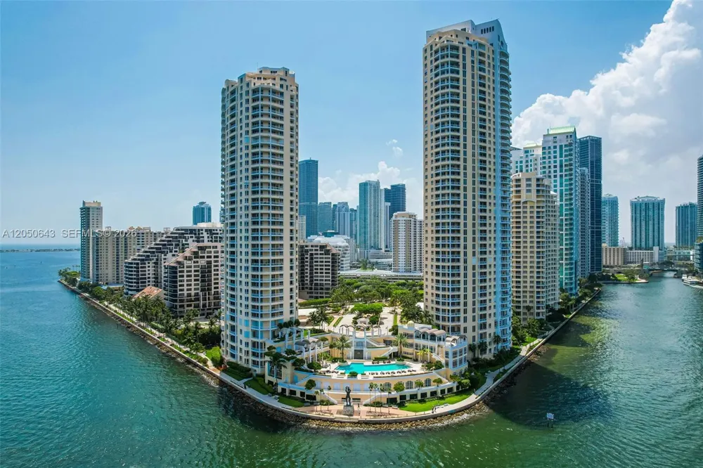 848 Brickell Key Drive #LPH4401 Miami, FL 33131