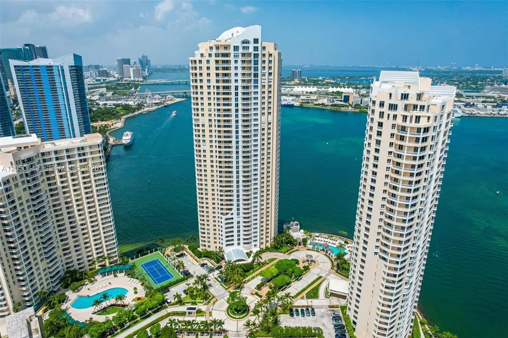 848 Brickell Key Drive #LPH4401 Miami, FL 33131