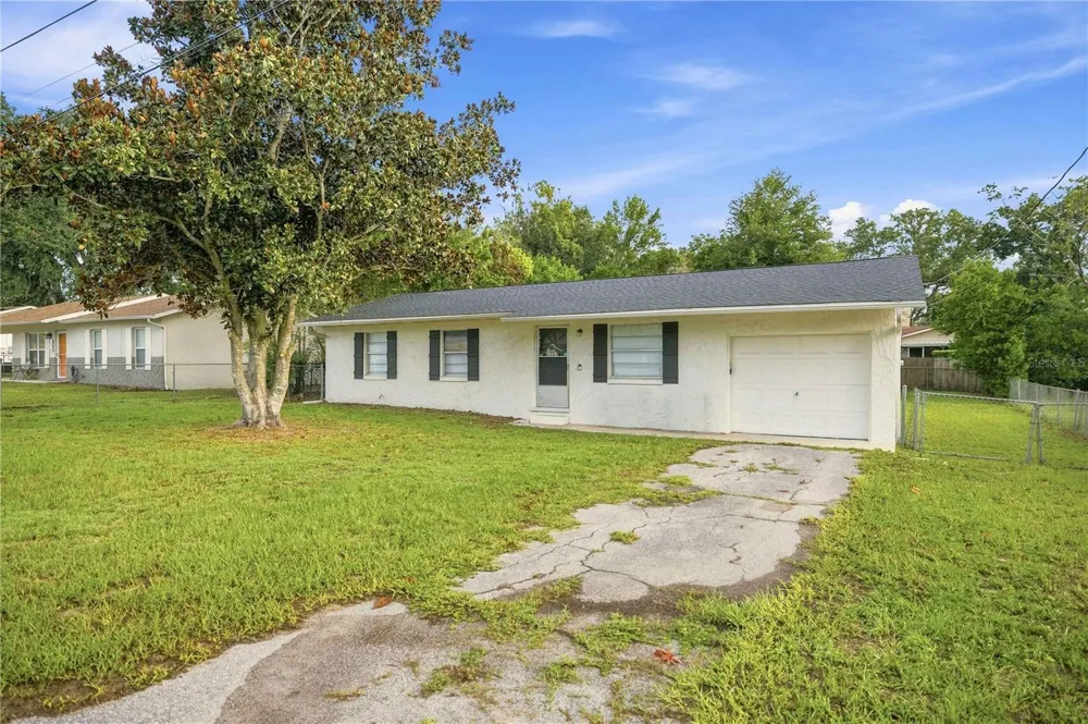 5207 SE 107TH PLACE Belleview, FL 34420