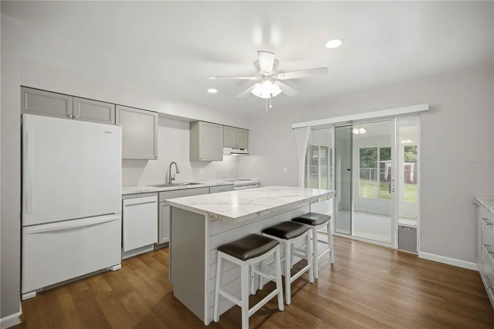 5207 SE 107TH PLACE Belleview, FL 34420
