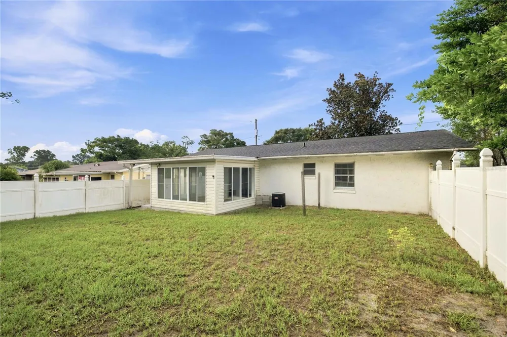 5207 SE 107TH PLACE Belleview, FL 34420