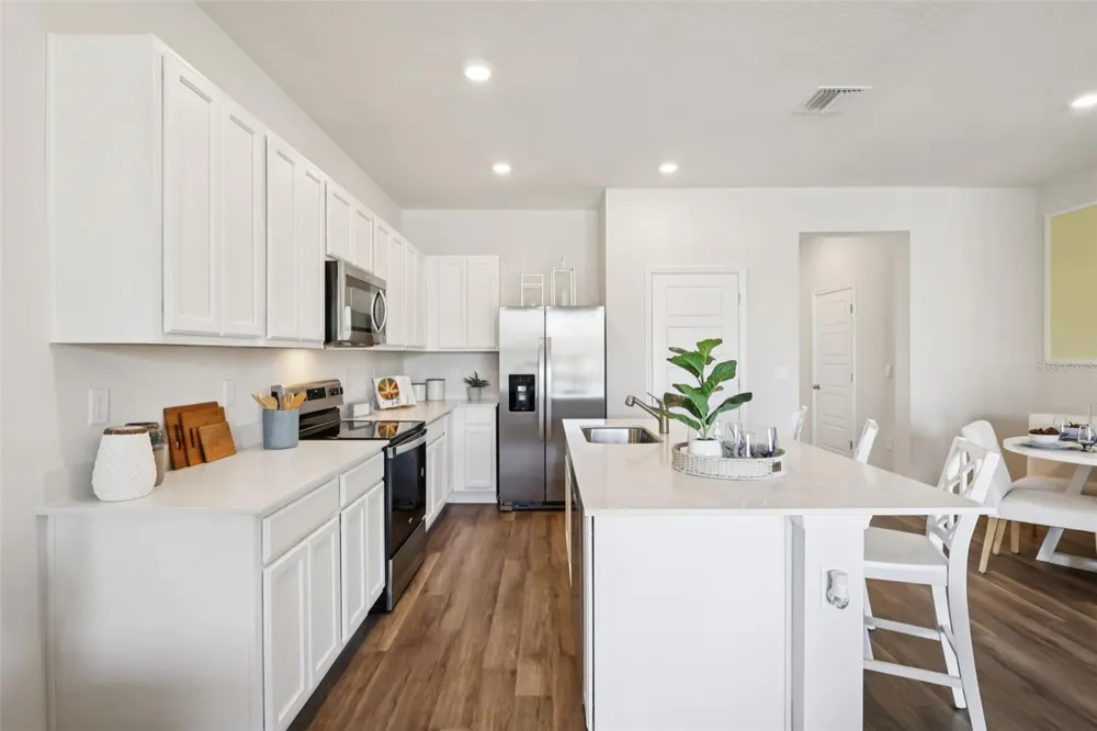 2753 GLADIOLA ROAD Winter Haven, FL 33884