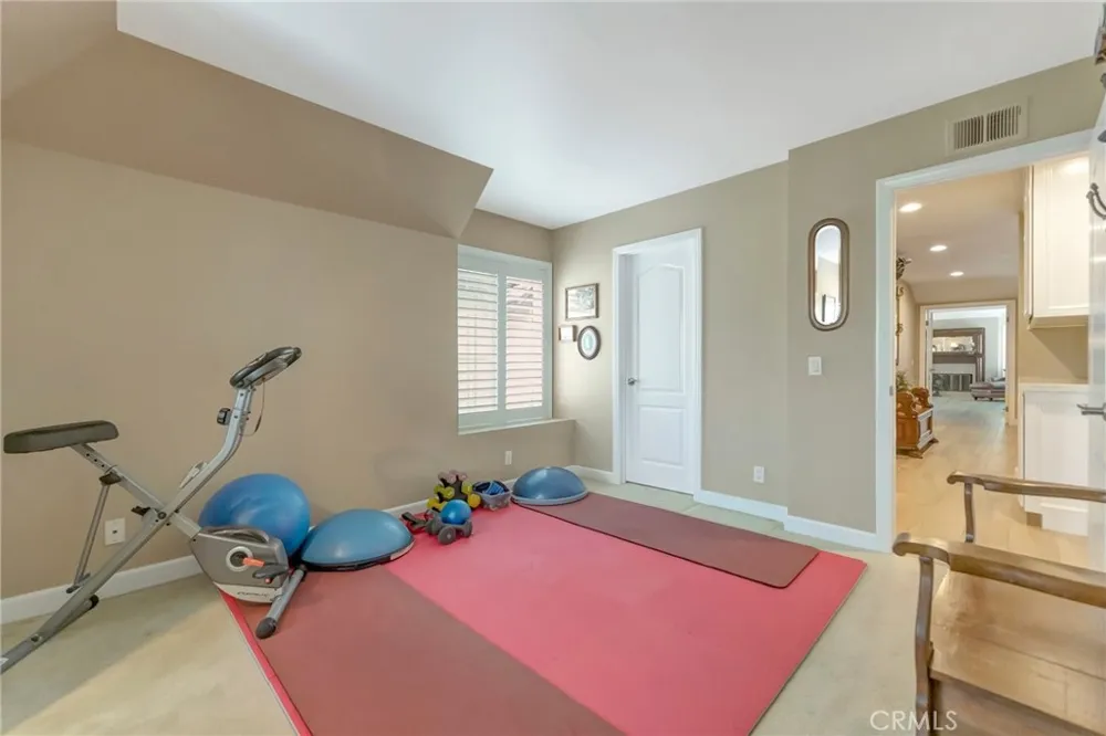 6146 Eaglecrest Drive Huntington Beach, CA 92648