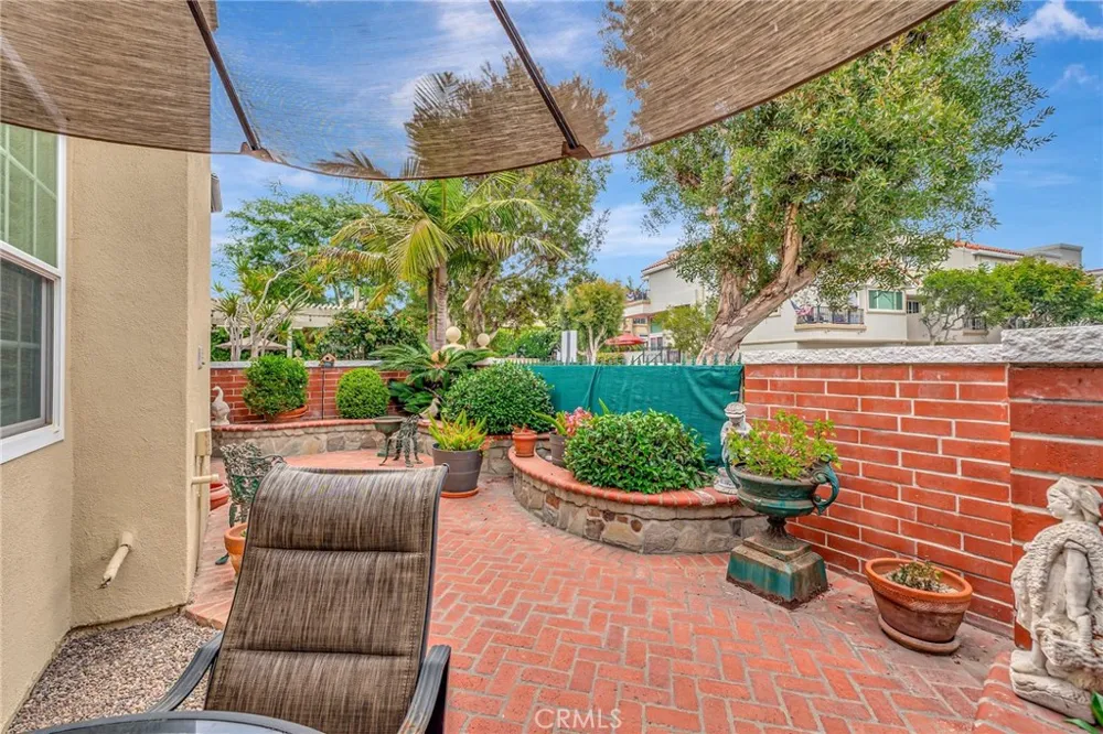 6146 Eaglecrest Drive Huntington Beach, CA 92648