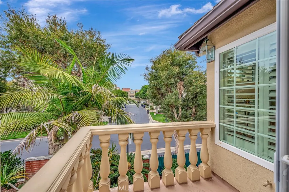 6146 Eaglecrest Drive Huntington Beach, CA 92648