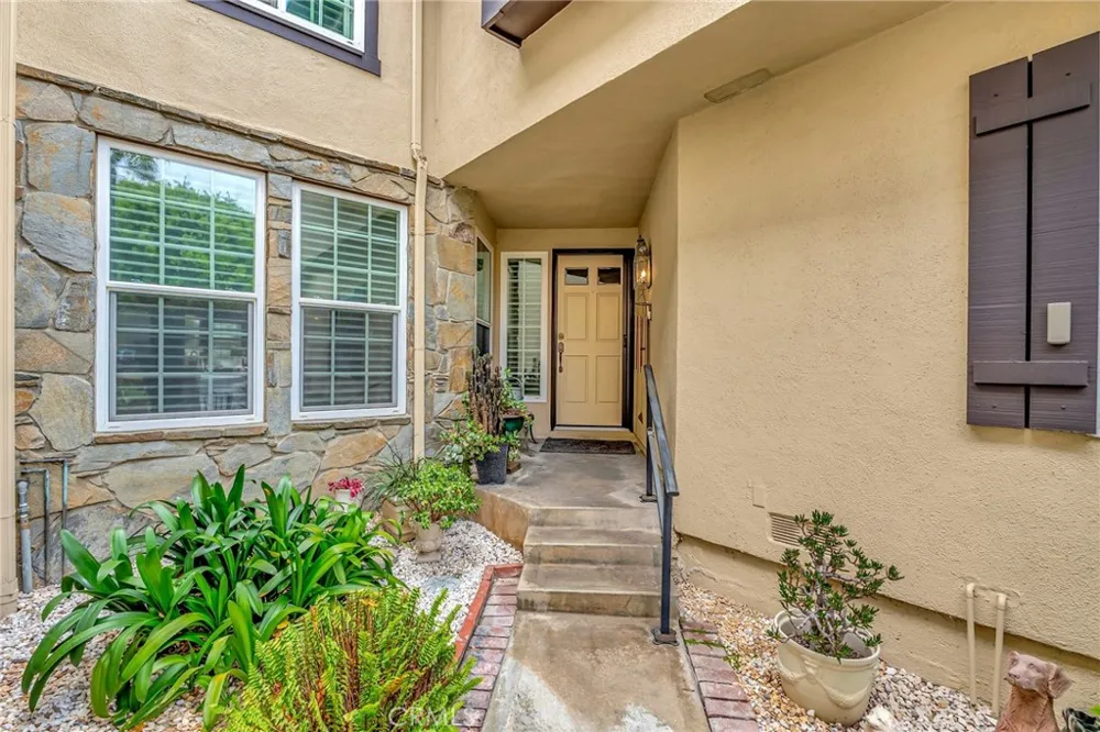 6146 Eaglecrest Drive Huntington Beach, CA 92648