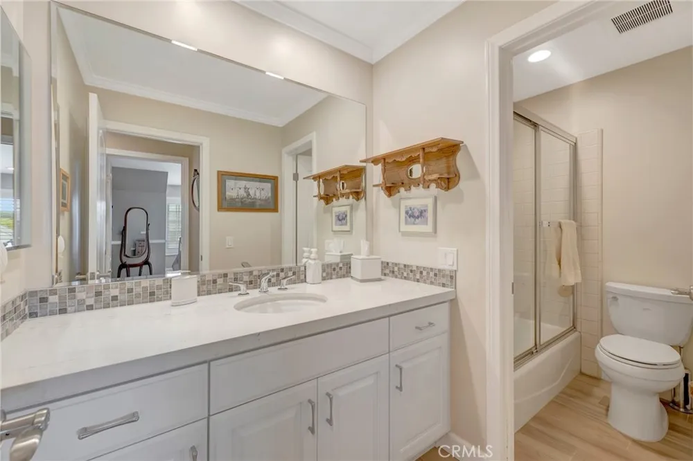 6146 Eaglecrest Drive Huntington Beach, CA 92648